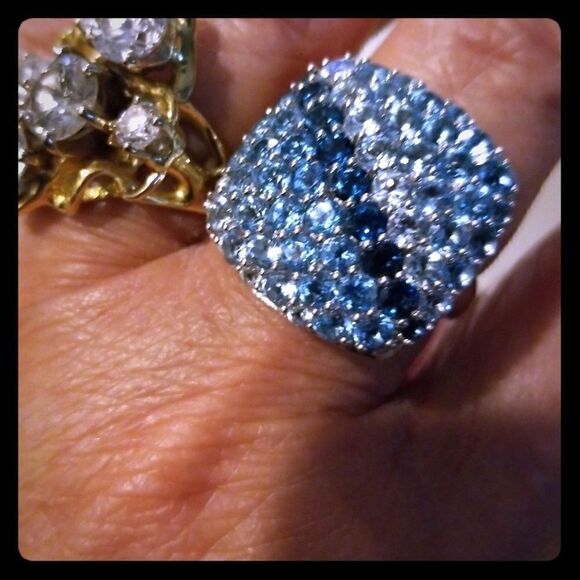 -GORGEOUS BLUE TOPAZ STONES RING!!!NEW!!! - Picture 1 of 9